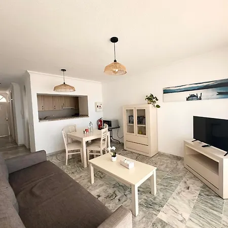 Lägenhet Sunset View 3